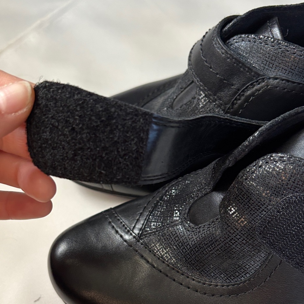 Earth Women's Black Leather Loafers 11B - Picture 16 of 16